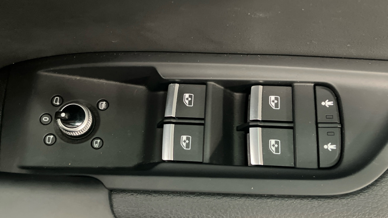 Audi Q5 45 TFSI Quattro Sport 5dr S Tronic Petrol Estate